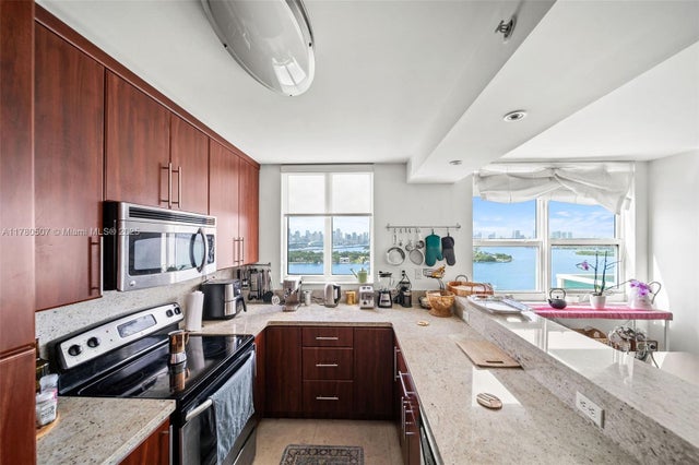 4 of 29 - 650 West Ave 2511, Miami Beach, FL
