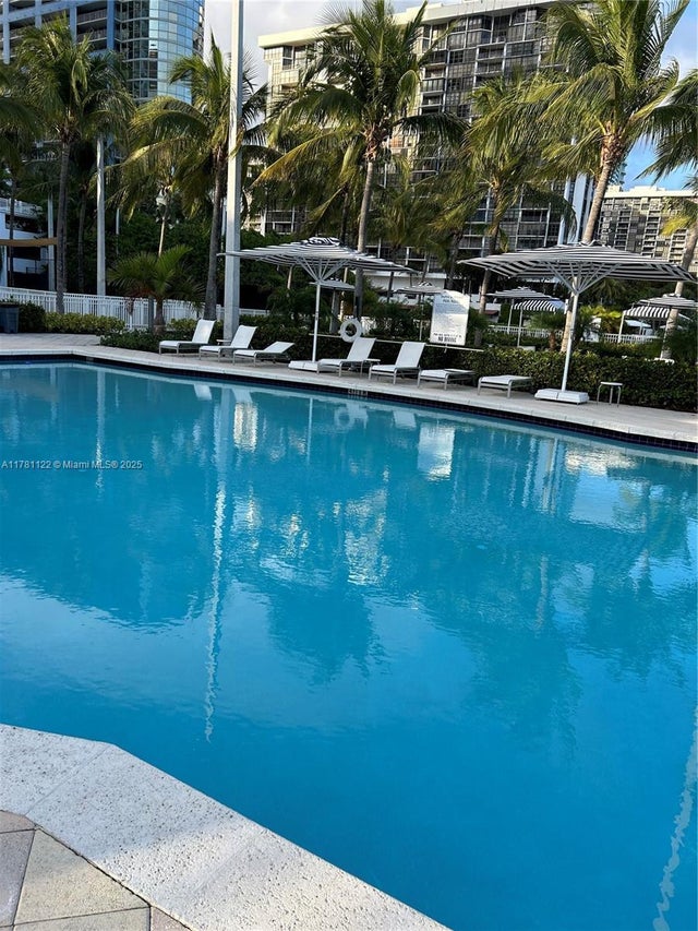 2101 Brickell Ave 502, Miami