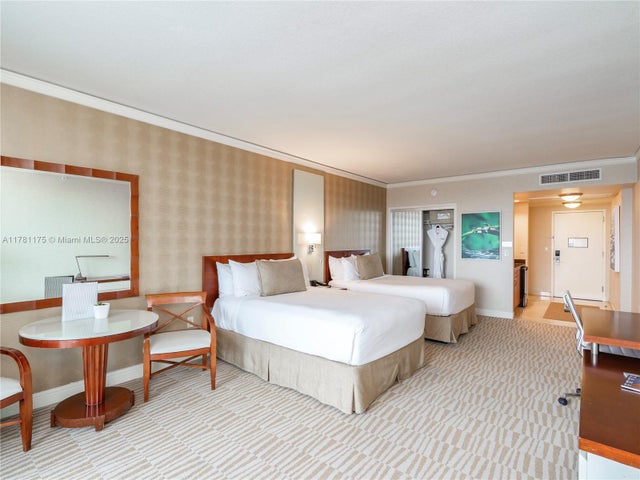 5 of 22 - 18001 Collins Ave 1701, Sunny Isles Beach, FL
