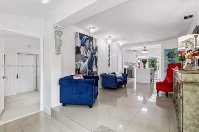 5 of 48 - 4331 Sw 7th St, Miami, FL