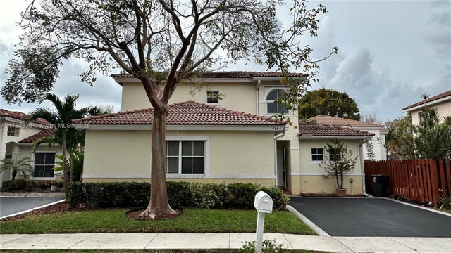 1 of 34 - 4764 Nw 6th Pl, Coconut Creek, FL