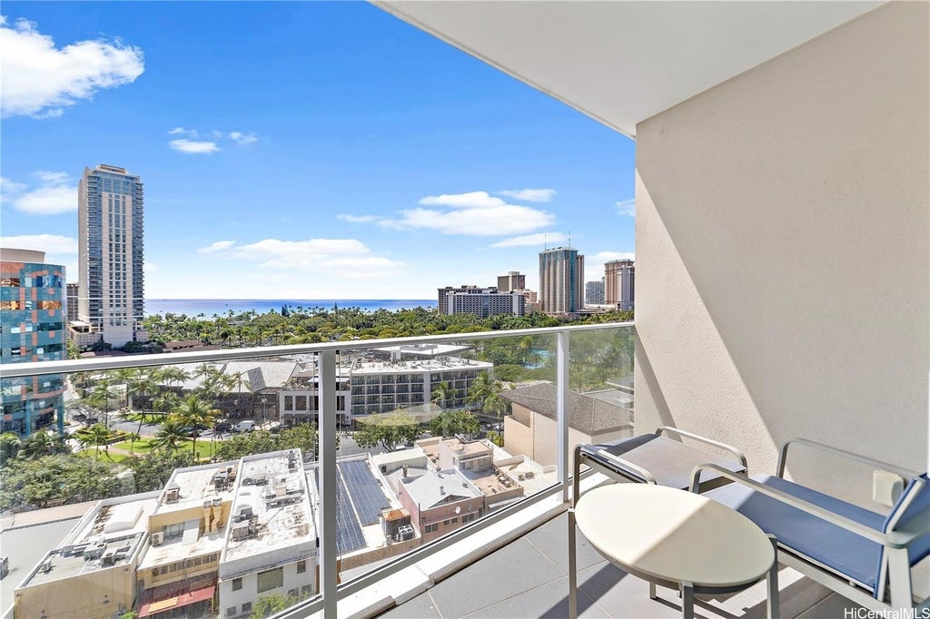 (unit #d1211) 2139 Kuhio Avenue, Honolulu