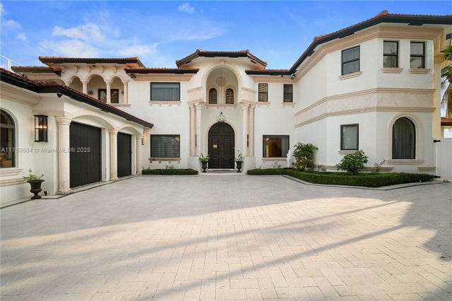 3 of 50 - 3300 Ne 171st St, North Miami Beach, FL