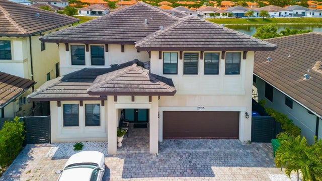 1 of 27 - 2906 Sw 150th Ct, Miami, FL