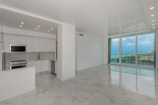 3 of 38 - 100 Bayview Dr Ph25, Sunny Isles Beach, FL