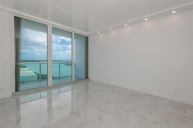 5 of 38 - 100 Bayview Dr Ph25, Sunny Isles Beach, FL
