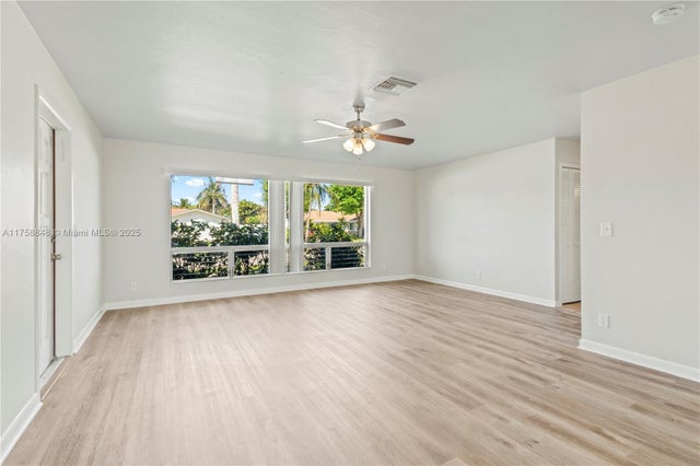 3 of 15 - 1510 W Terrace Dr, Lake Worth, FL