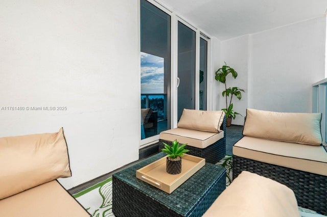 3 of 38 - 2301 Collins Ave 401, Miami Beach, FL