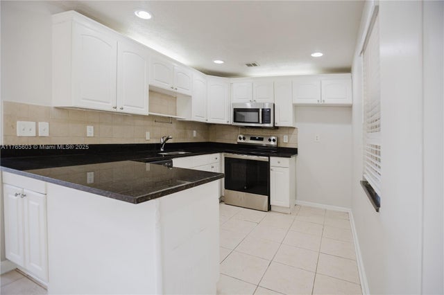 5 of 21 - 332 Sw Voltair Ter, Port St Lucie, FL