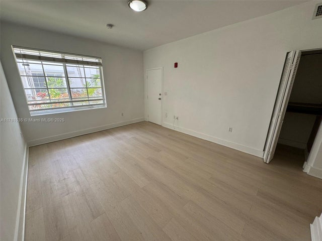 3 of 9 - 1000 Meridian Ave 17, Miami Beach, FL