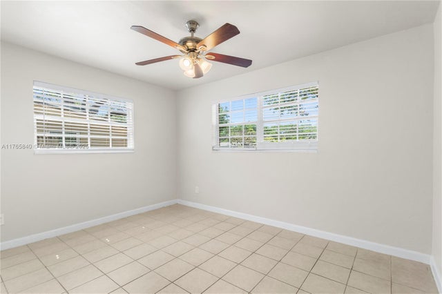 3 of 13 - 4630 Sw 25th Ter, Dania Beach, FL