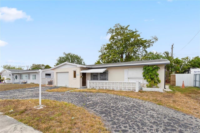 5 of 32 - 7525 Garfield St, Hollywood, FL