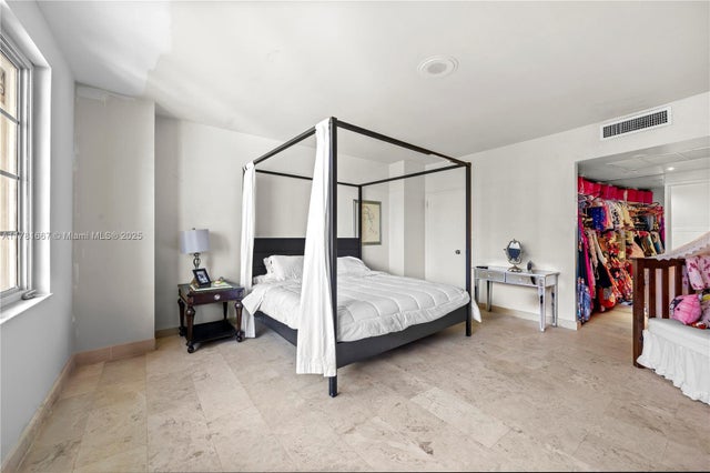 5 of 17 - 5255 Collins Ave 11a, Miami Beach, FL