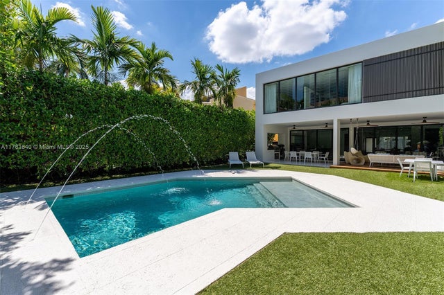 1 of 23 - 2031 S Miami Ave, Miami, FL