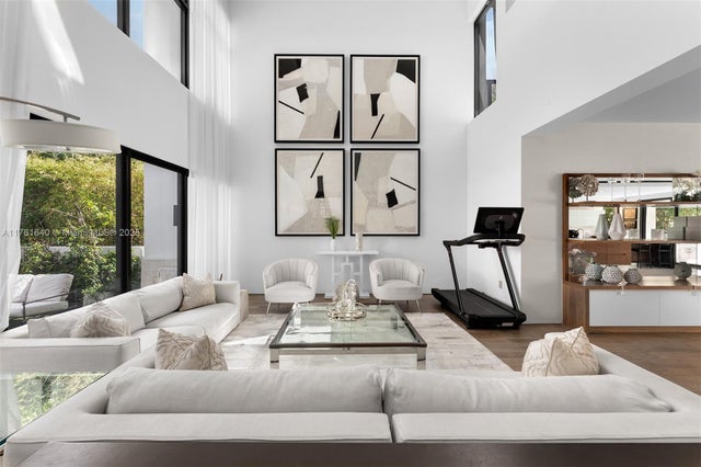 3 of 23 - 2031 S Miami Ave, Miami, FL