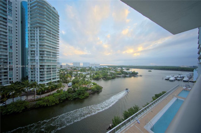4 of 44 - 300 Sunny Isles Blvd 4-1904, Sunny Isles Beach, FL