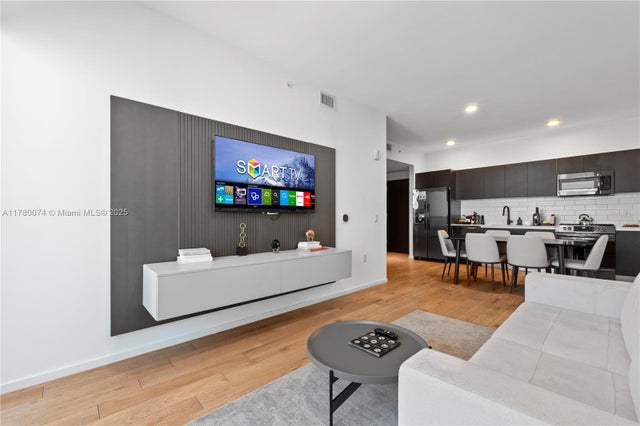 4 of 29 - 398 Ne 5th St 2119, Miami, FL