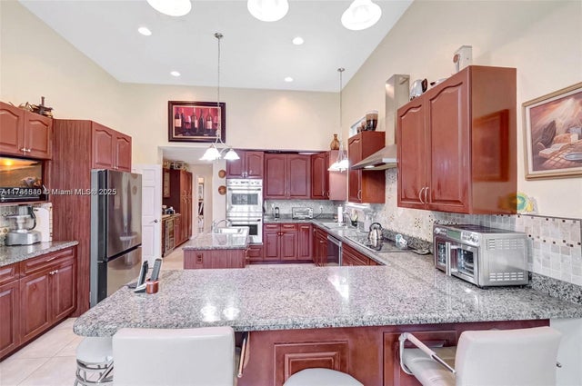 5 of 35 - 139 Nw 102nd St, Miami Shores, FL