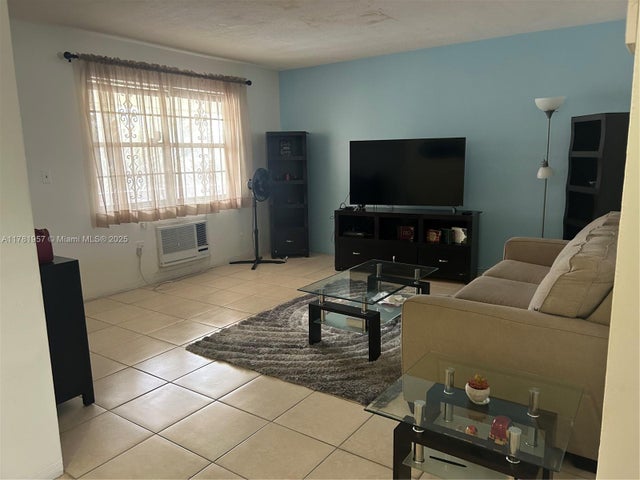 2 of 19 - 1355 Ne 167th St 307, Miami, FL