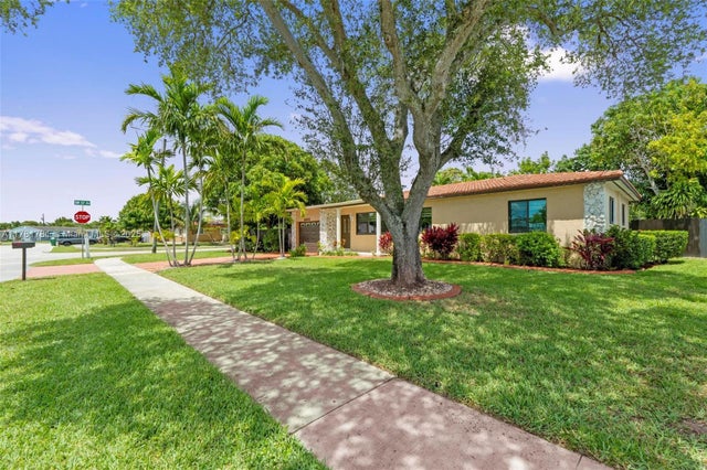 1 of 33 - 6631 Sw 24th St, Miramar, FL