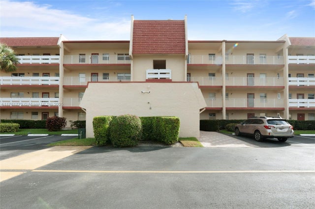 3 of 29 - 1020 Country Club Dr 206, Margate, FL