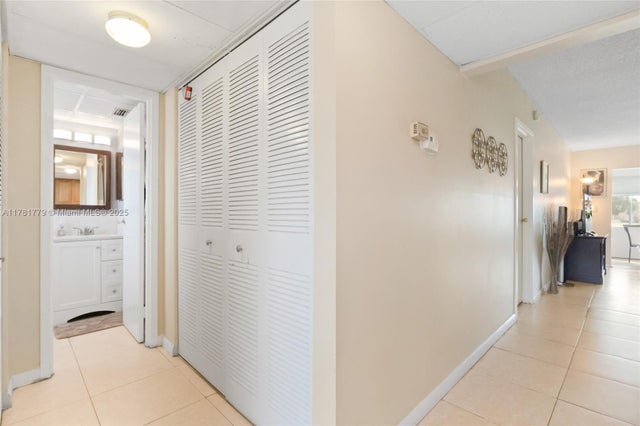 5 of 29 - 1020 Country Club Dr 206, Margate, FL