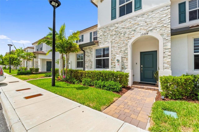 2 of 48 - 12204 Nw 23rd Ct, Miami, FL