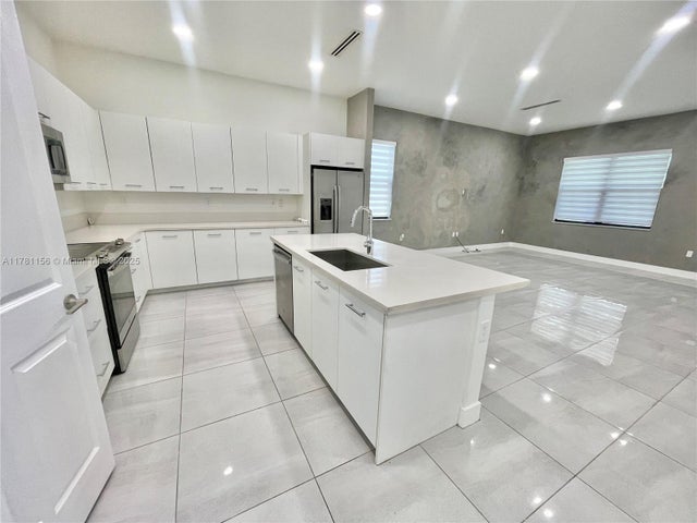 3 of 38 - 17324 Sw 41st St, Miramar, FL