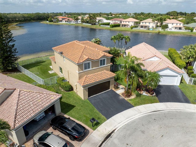 1 of 37 - 4242 Magnolia Ridge Dr, Weston, FL
