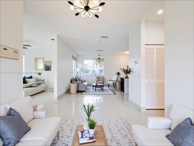 5 of 37 - 4242 Magnolia Ridge Dr, Weston, FL