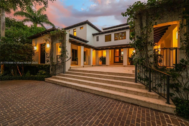 2 of 36 - 555 Arvida Pkwy, Coral Gables, FL