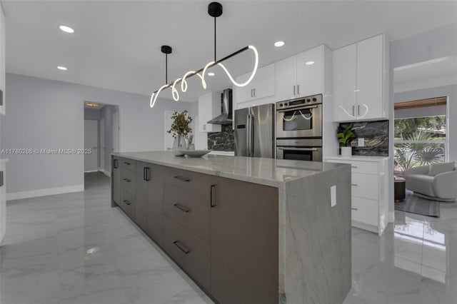 4 of 47 - 2272 Ne 31st St, Lighthouse Point, FL