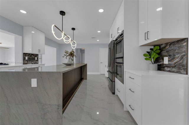 5 of 47 - 2272 Ne 31st St, Lighthouse Point, FL