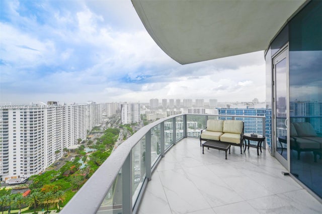 4 of 42 - 17475 Collins Ave 1703, Sunny Isles Beach, FL