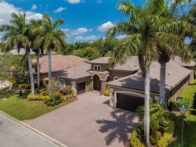 1 of 63 - 561 E Enclave Cir E, Pembroke Pines, FL