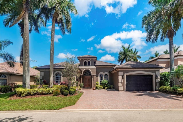 2 of 63 - 561 E Enclave Cir E, Pembroke Pines, FL