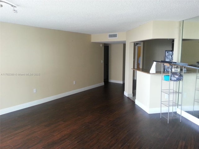 1 of 40 - 2750 Ne 183rd St 2607, Aventura, FL