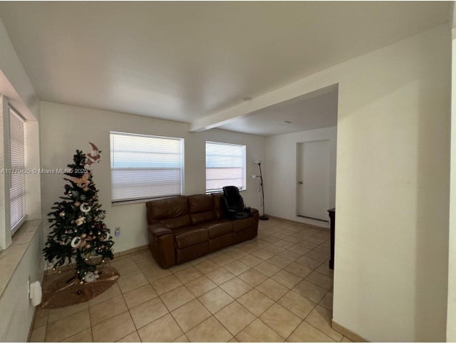 3 of 20 - 602 E 50th St, Hialeah, FL