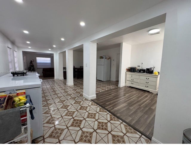 5 of 20 - 602 E 50th St, Hialeah, FL