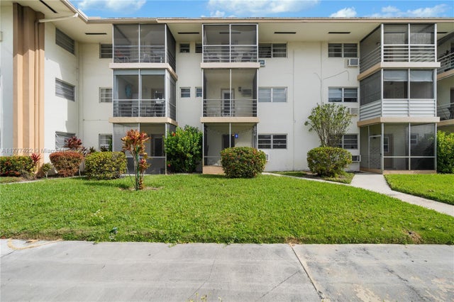 1 of 29 - 16900 Ne 14th Ave 109, Miami, FL