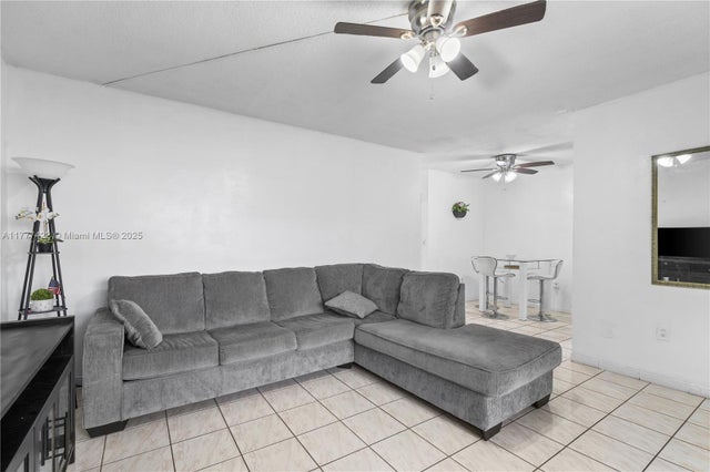 4 of 29 - 16900 Ne 14th Ave 109, Miami, FL