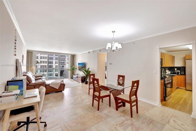 4 of 73 - 3001 S Ocean Dr 1507, Hollywood, FL
