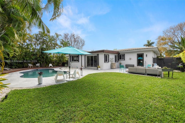 425 Ne 114th St, Miami