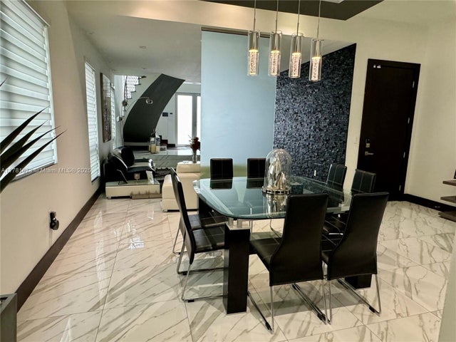 5 of 41 - 8272 Nw 33rd Ter, Doral, FL