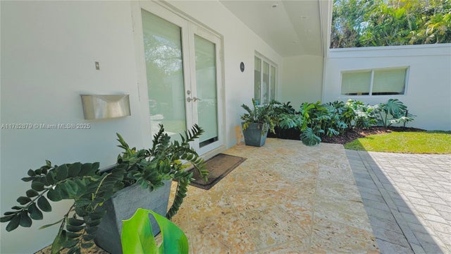 2 of 22 - 7440 Sw 126th St, Pinecrest, FL
