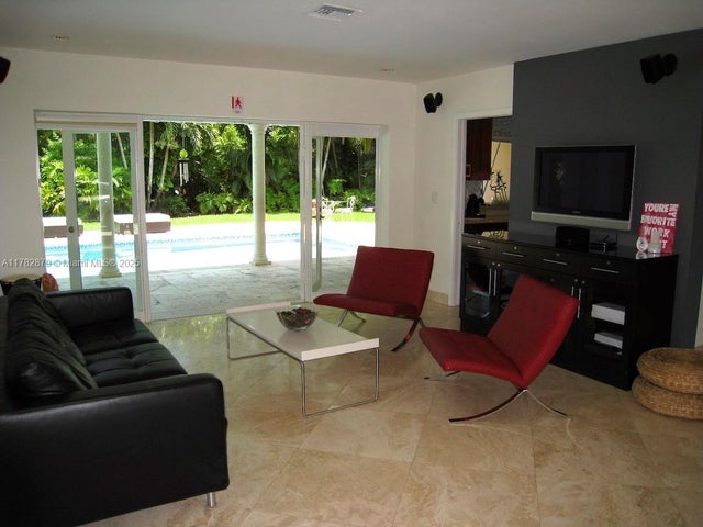 5 of 22 - 7440 Sw 126th St, Pinecrest, FL