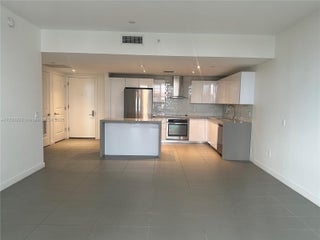 Photo of Listing #A11782928