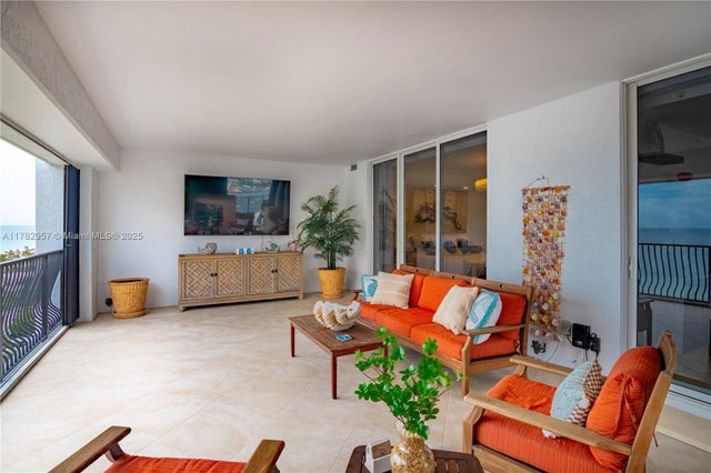 2 of 93 - 100 S Birch Rd 1602c, Fort Lauderdale, FL