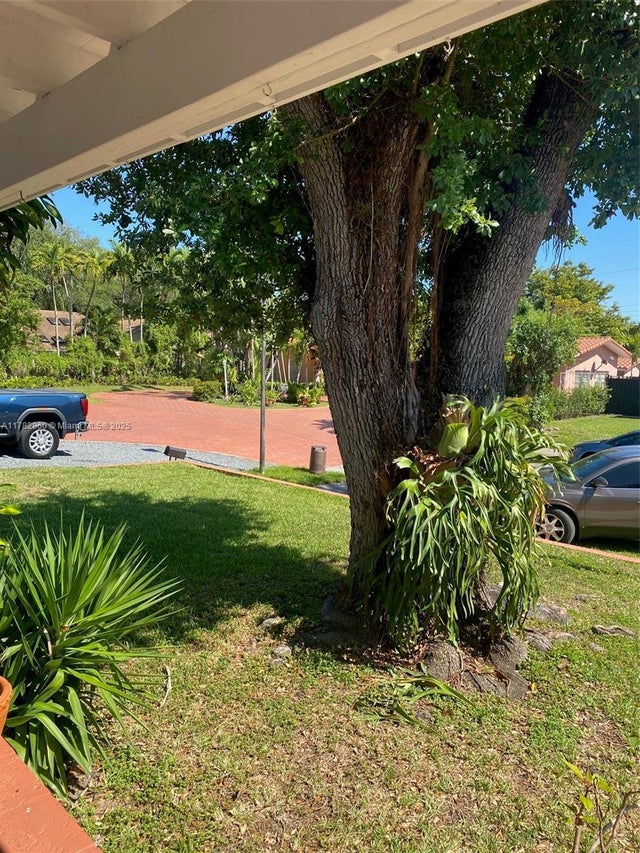 5 of 43 - 6331 Sw 17th St, West Miami, FL