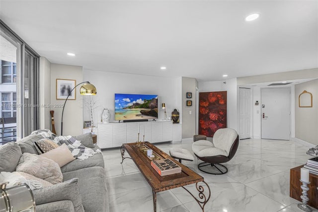 5 of 37 - 3500 Mystic Pointe Dr 604, Aventura, FL